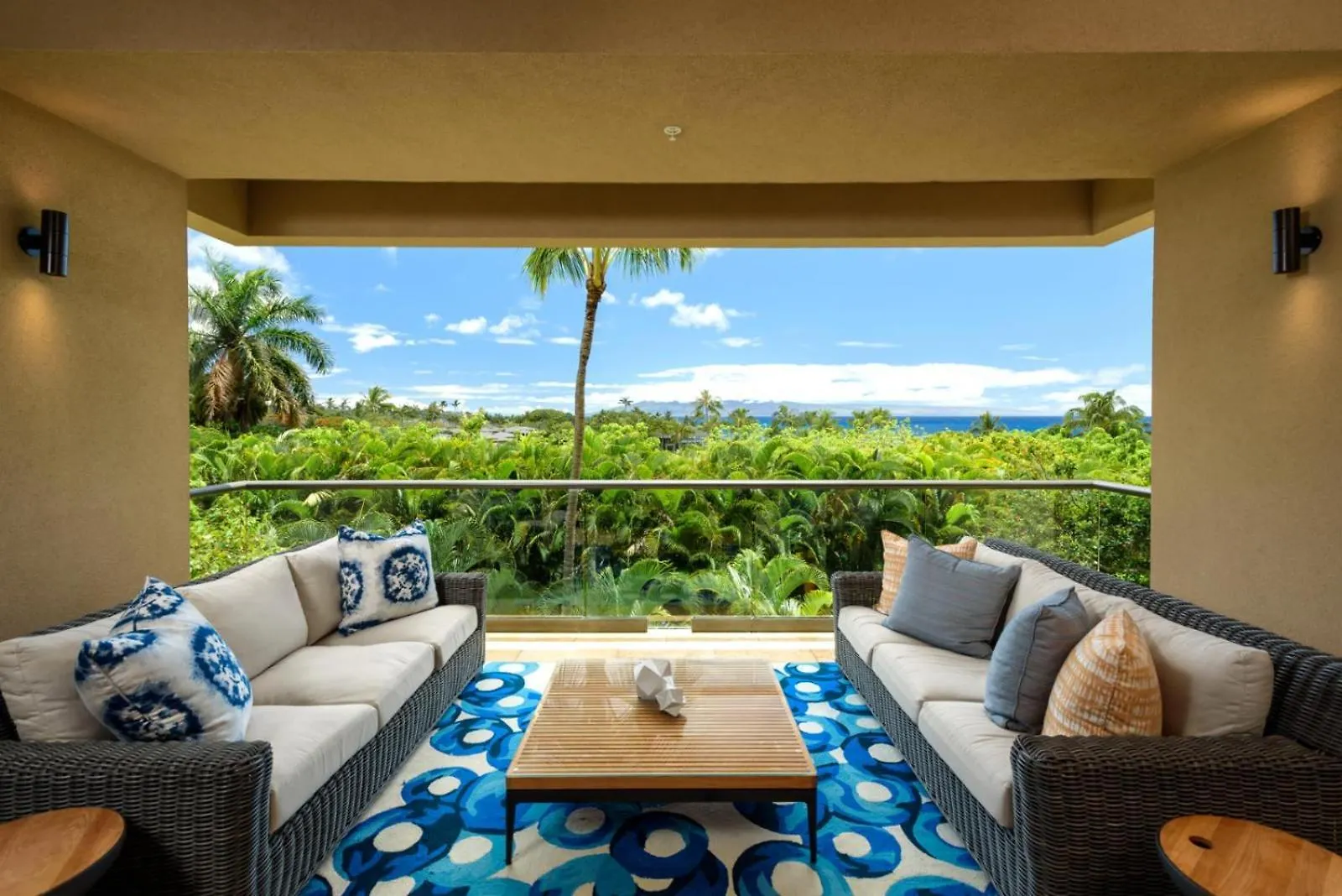 Kbm Resorts Luxury Oceanfront Villa At Montage Kapalua Bay Private Lanai And Bbq Free Rental Car Malia-At-Montage-Kapalua-Bay Appartement